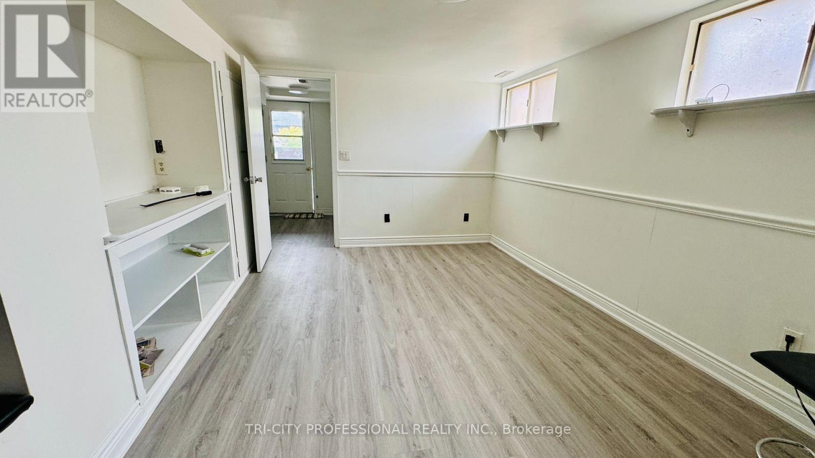 3337 HOMARK DRIVE - 17