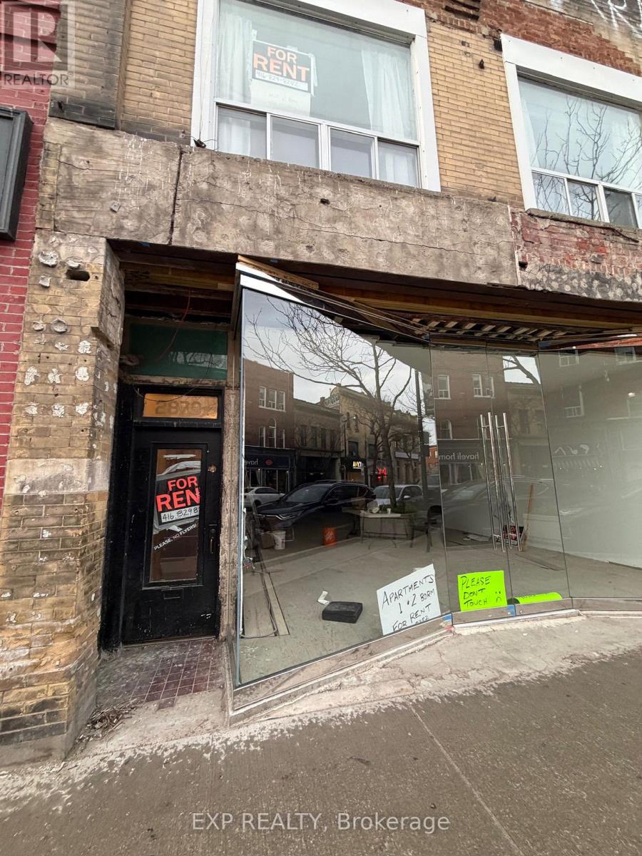 Photo of 2878 Dundas Street