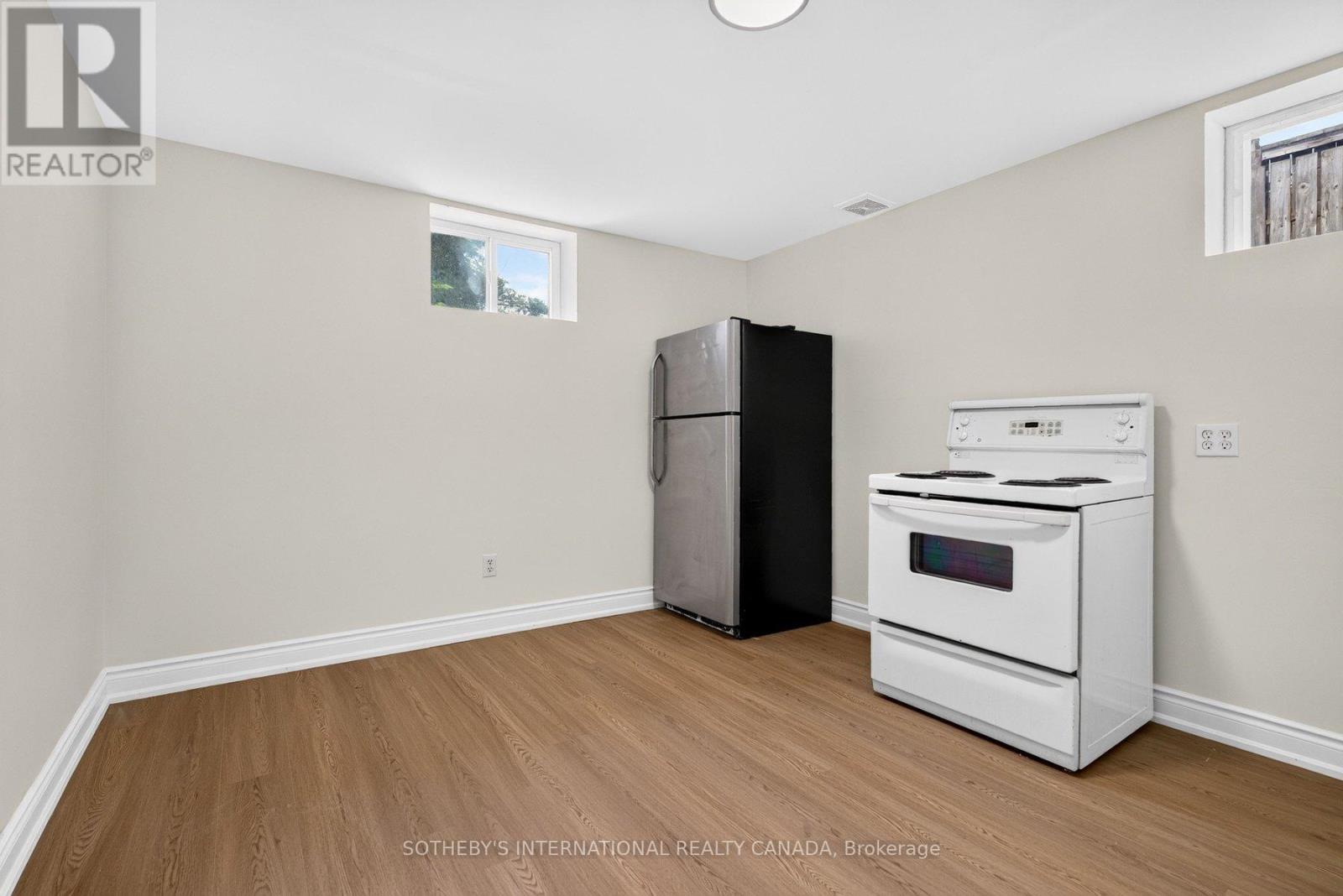 2265 PROSPECT STREET - 17