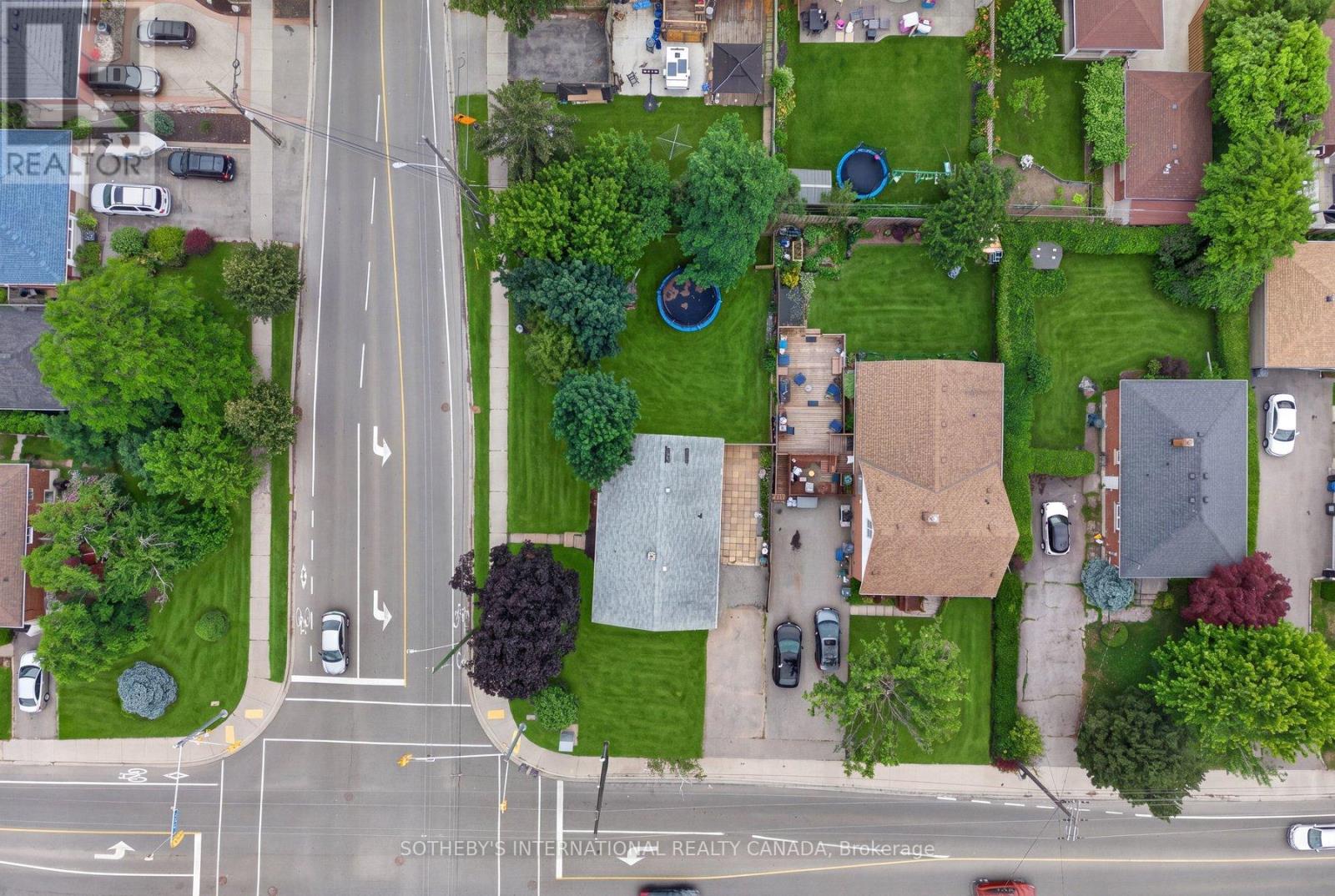 2265 PROSPECT STREET - 27