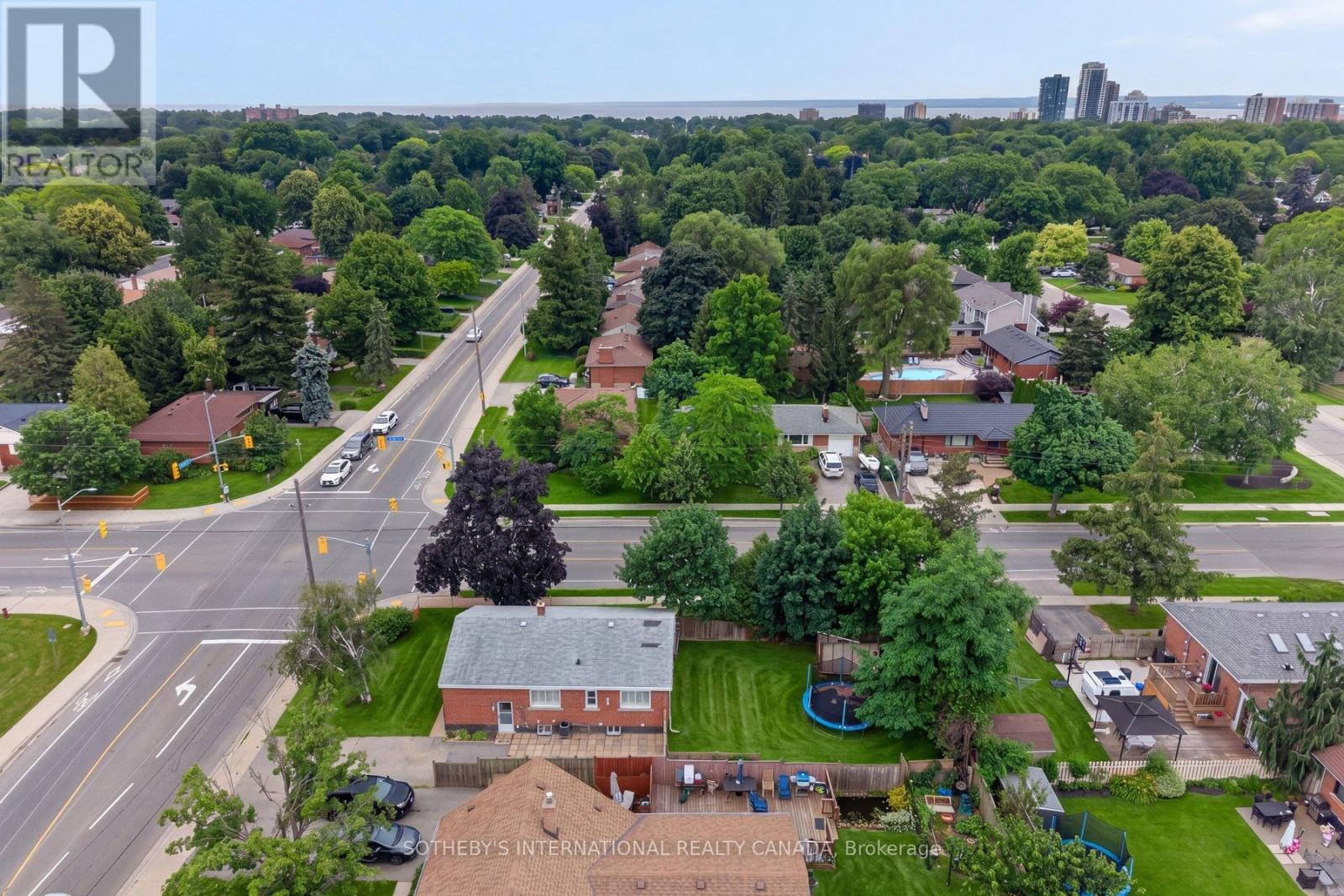 2265 PROSPECT STREET - 28