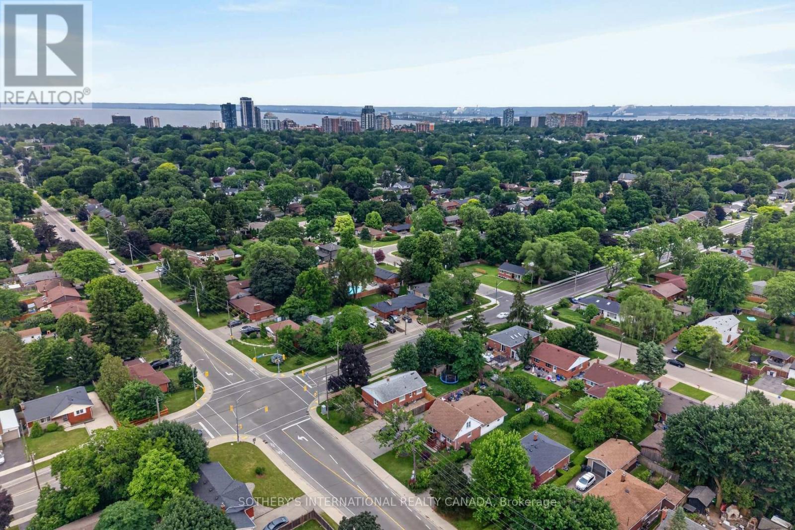 2265 PROSPECT STREET - 29