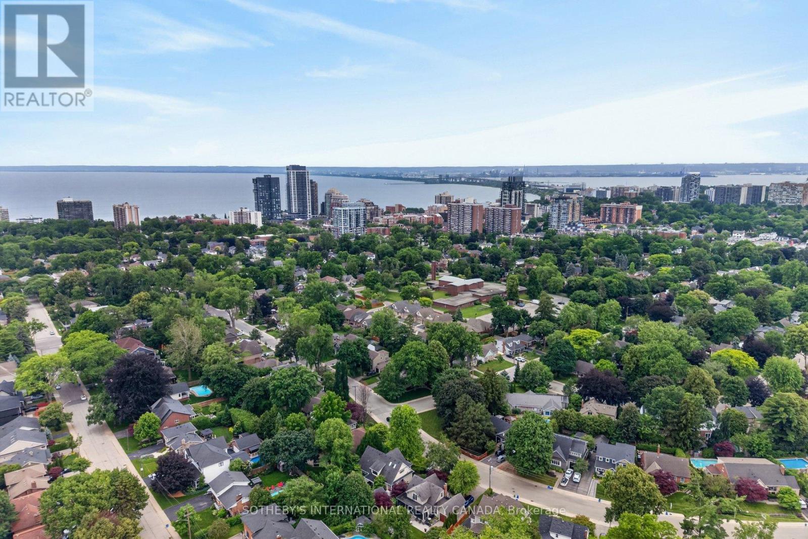 2265 PROSPECT STREET - 31
