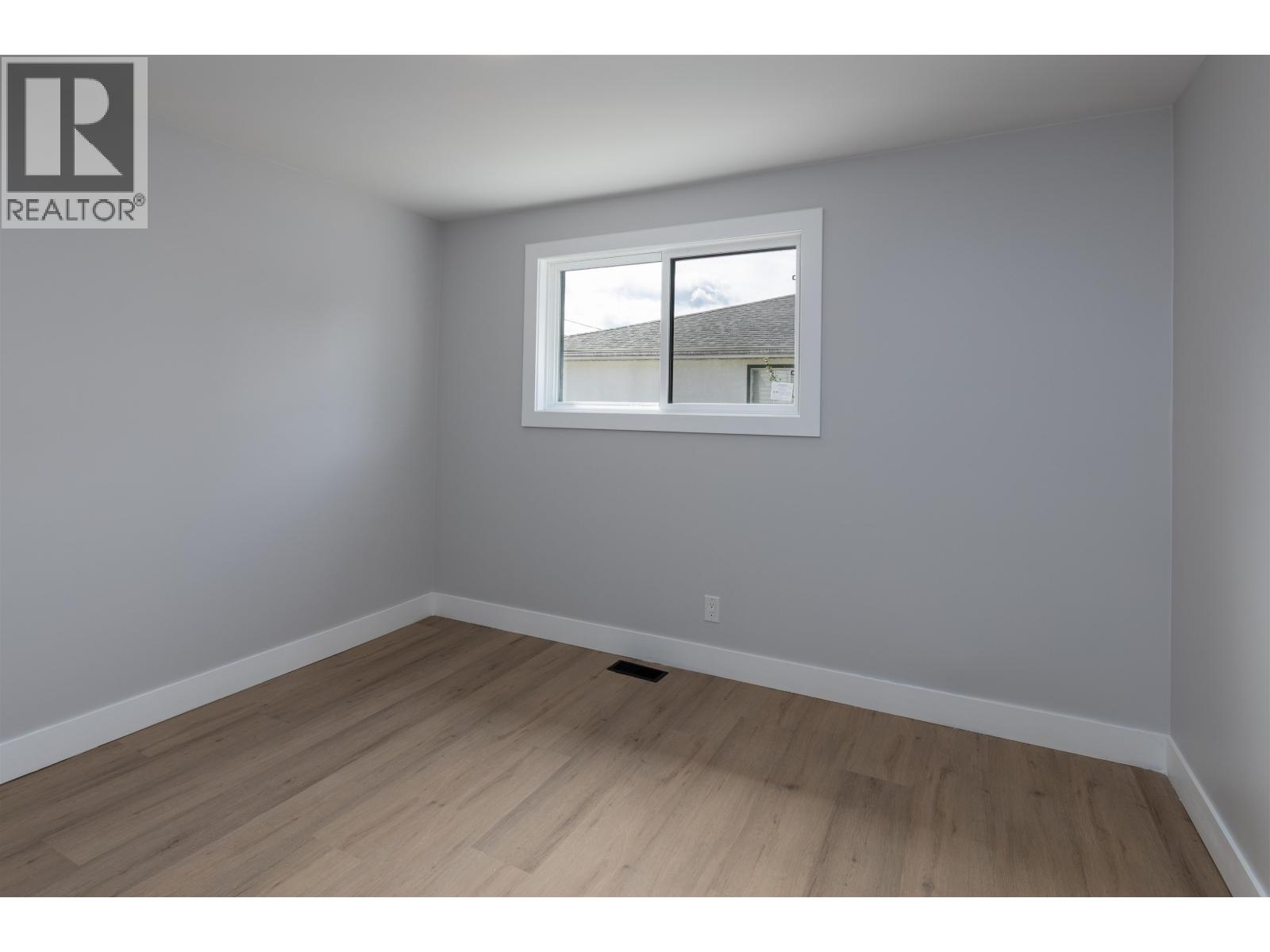 2711 SPARKS STREET - 12