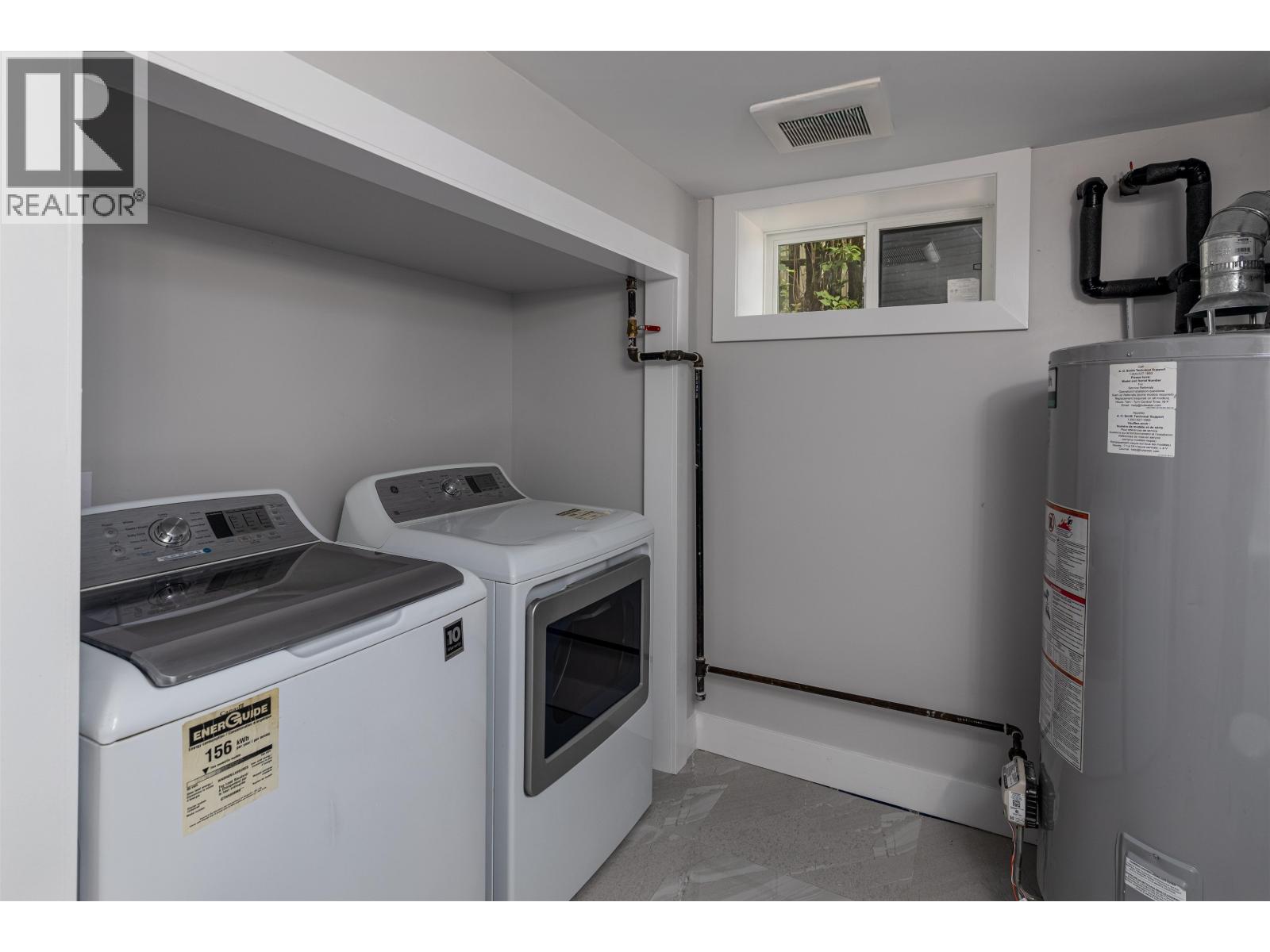 2711 SPARKS STREET - 22