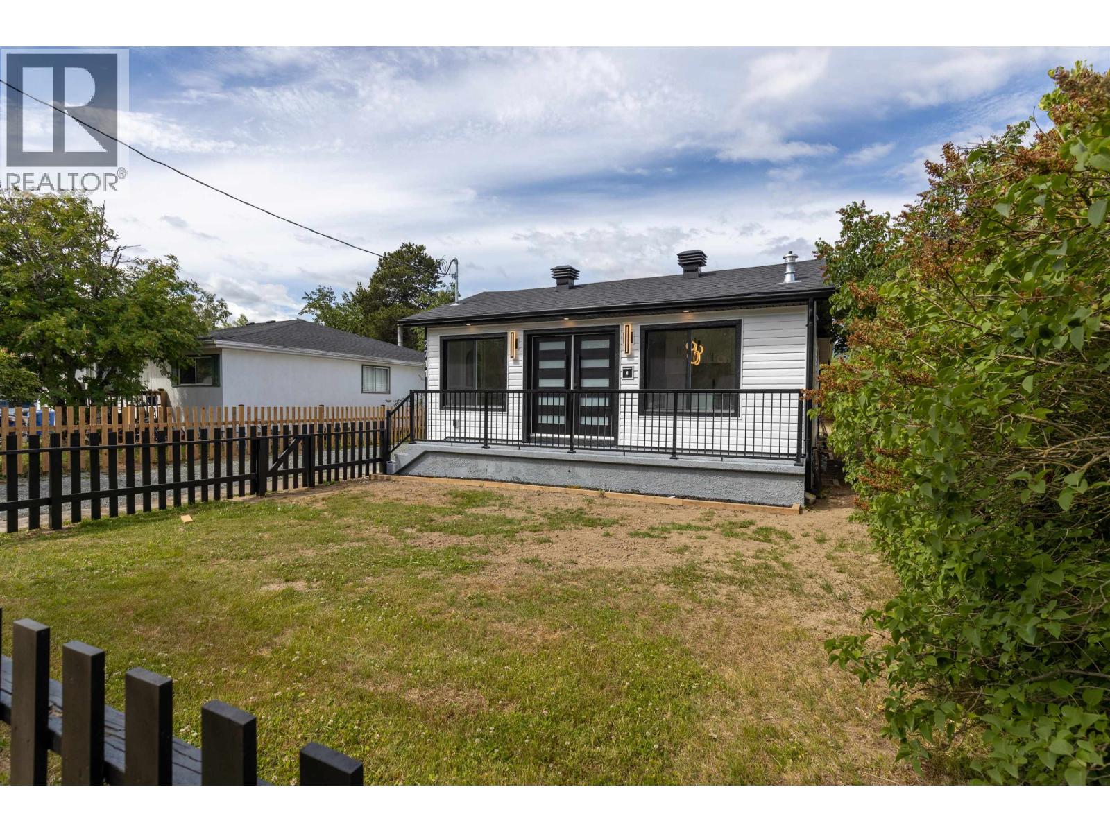 2711 SPARKS STREET - 28