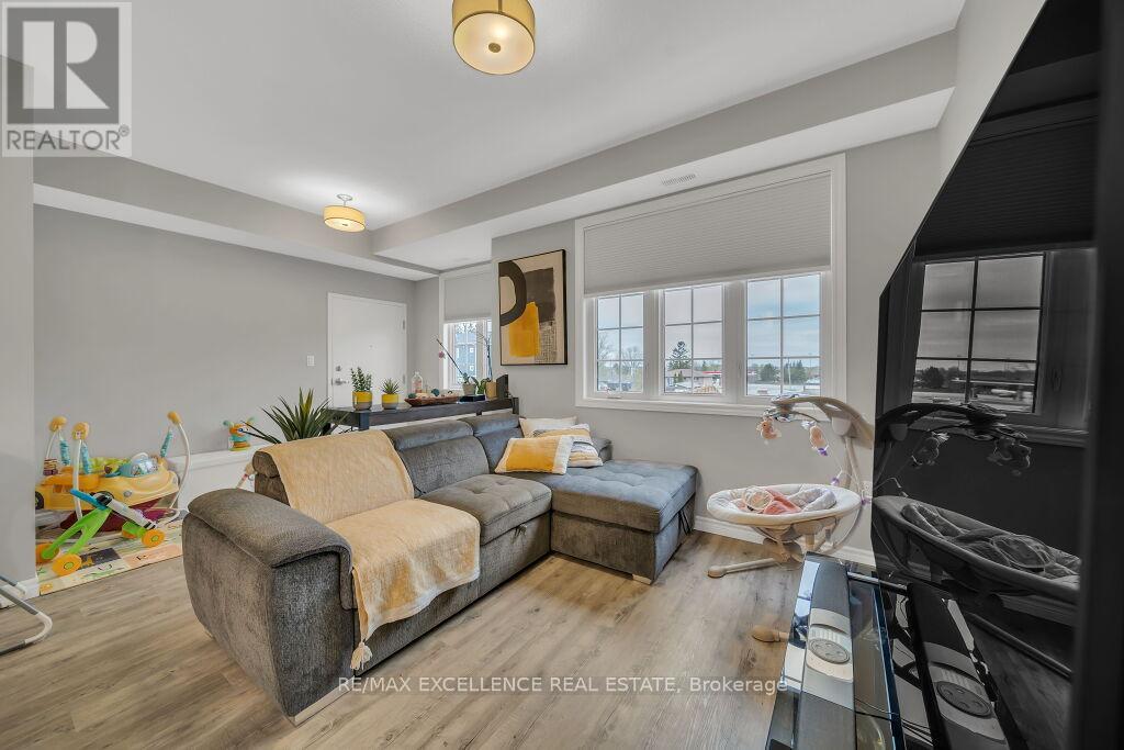 #3 20 MURRAY COURT - 7