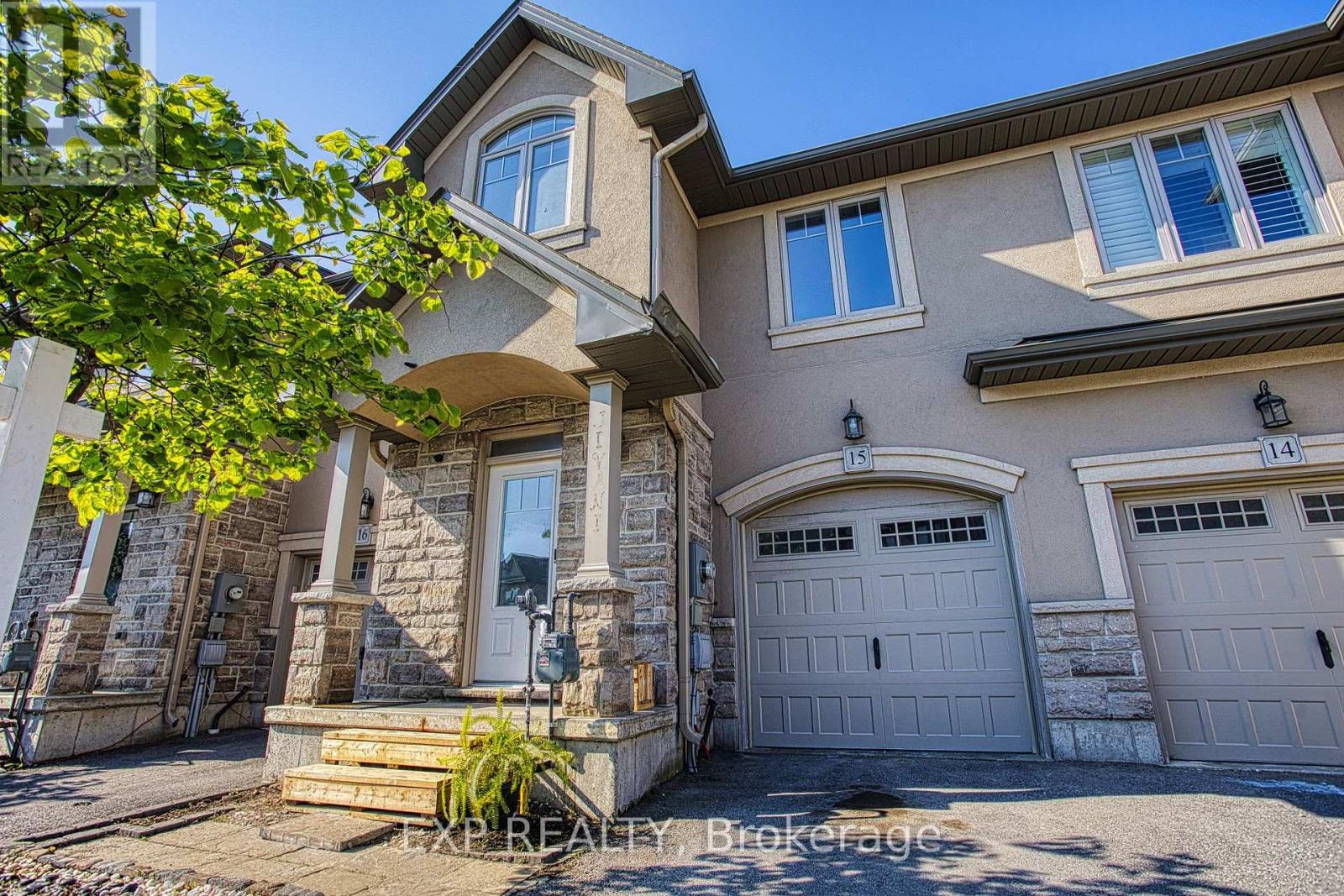 Photo of 98 Shoreview Place