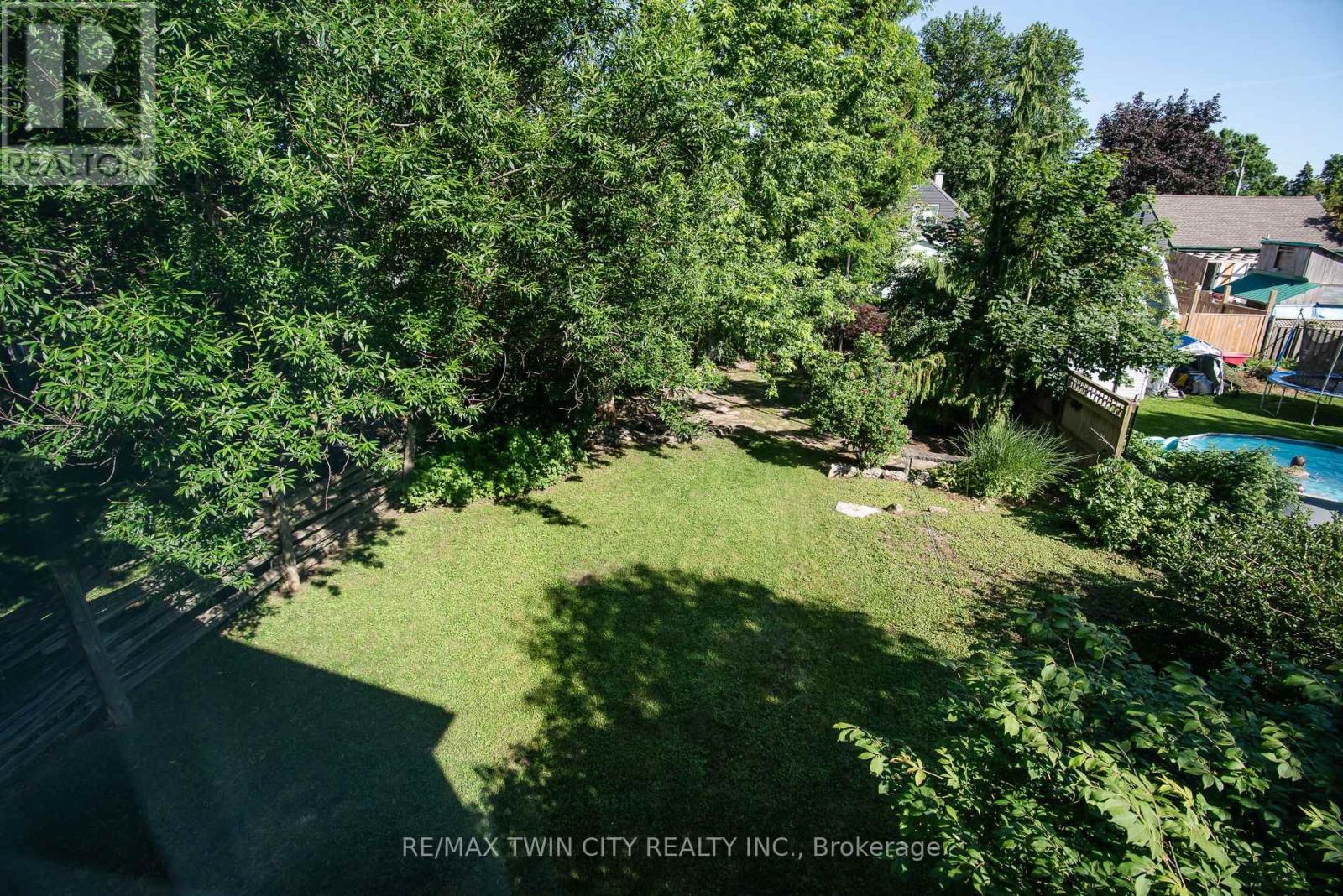 162 PARKSIDE DRIVE E - Image 20