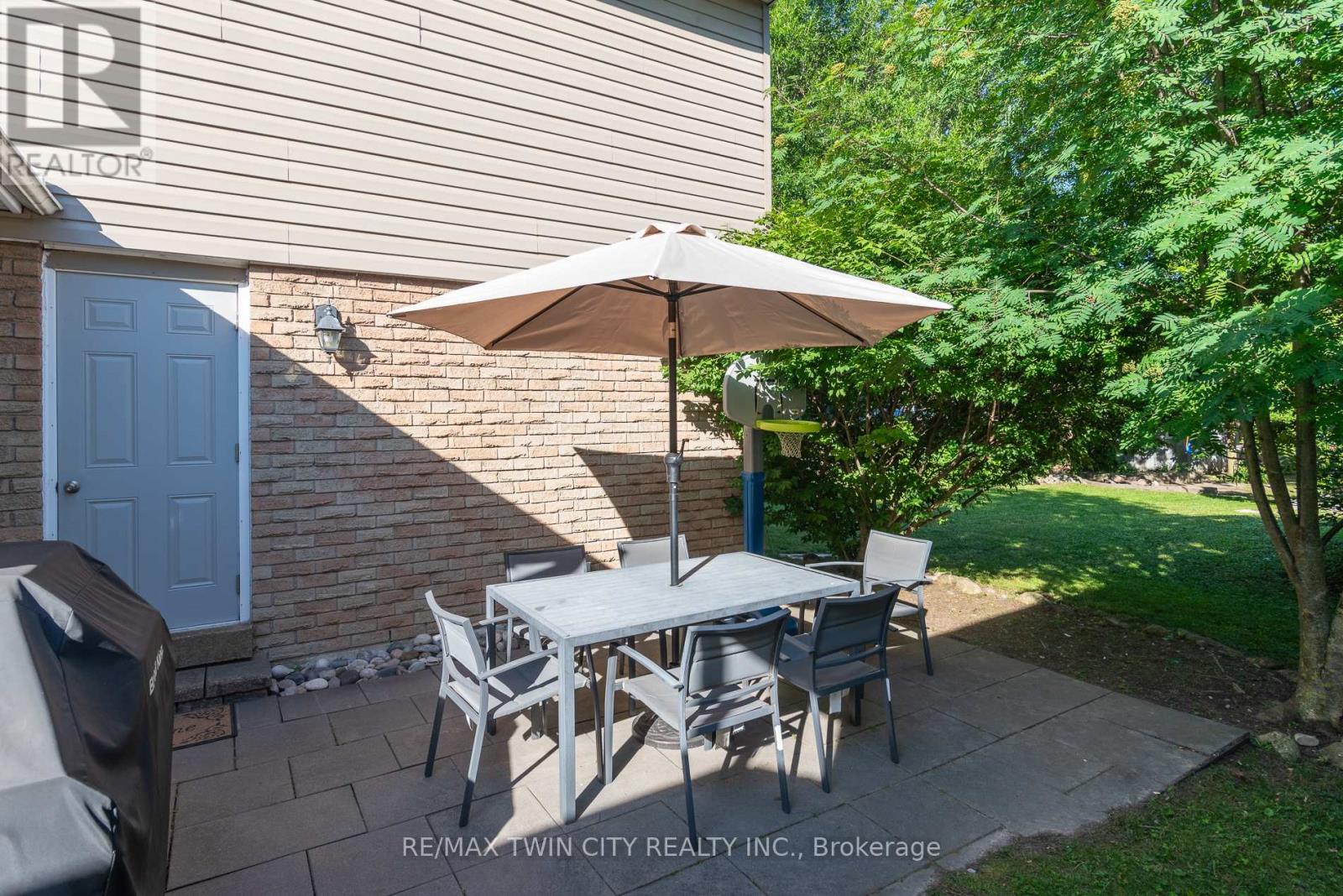 162 PARKSIDE DRIVE E - Image 7