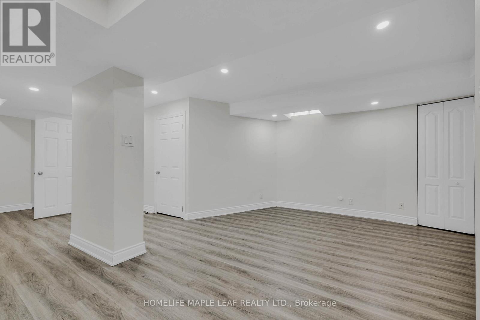 191 STIRLING MACGREGOR DRIVE - 25