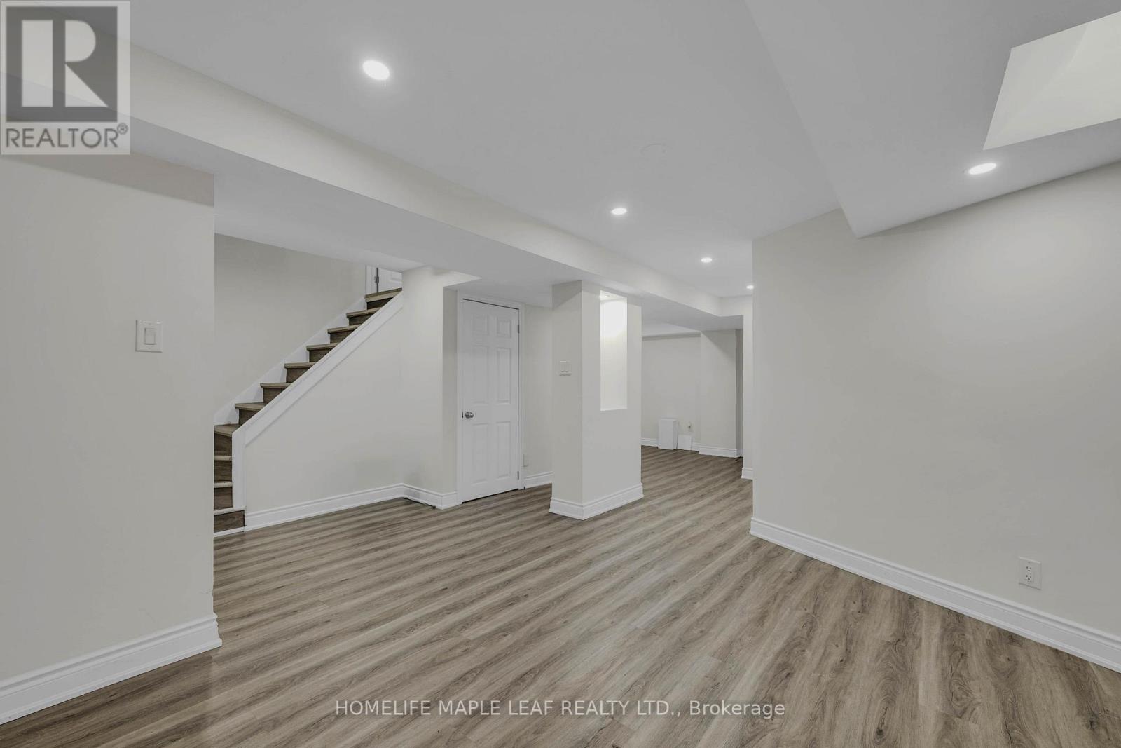 191 STIRLING MACGREGOR DRIVE - 27