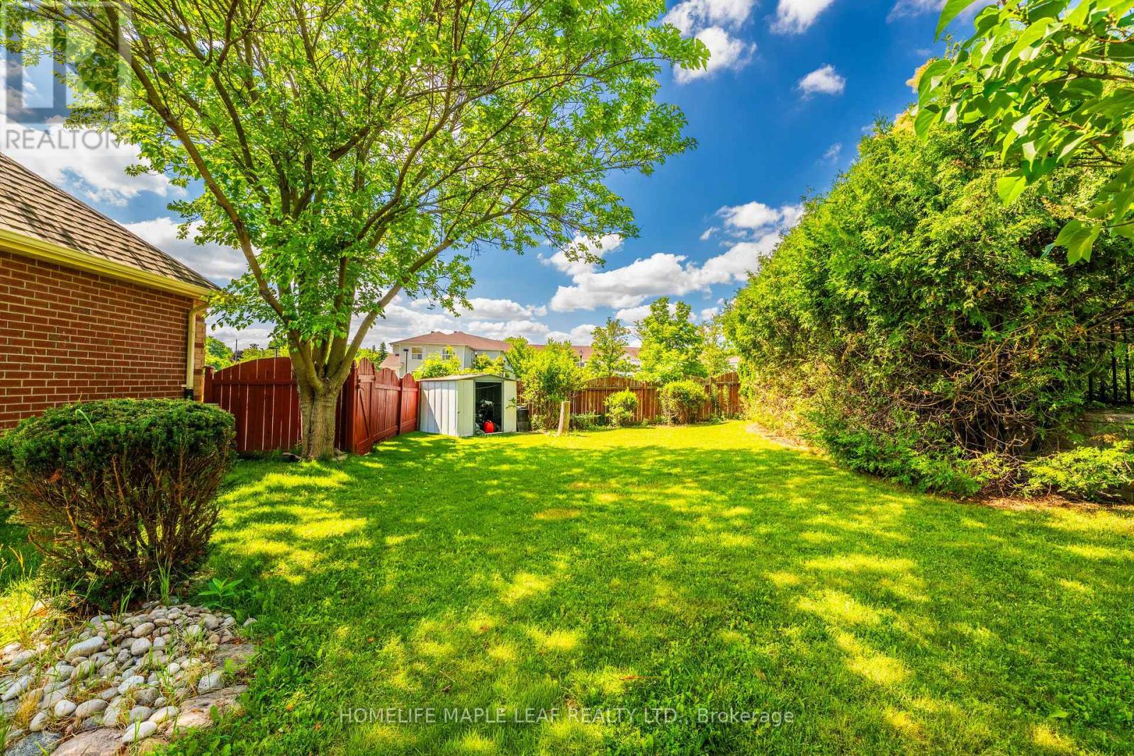 191 STIRLING MACGREGOR DRIVE - 29