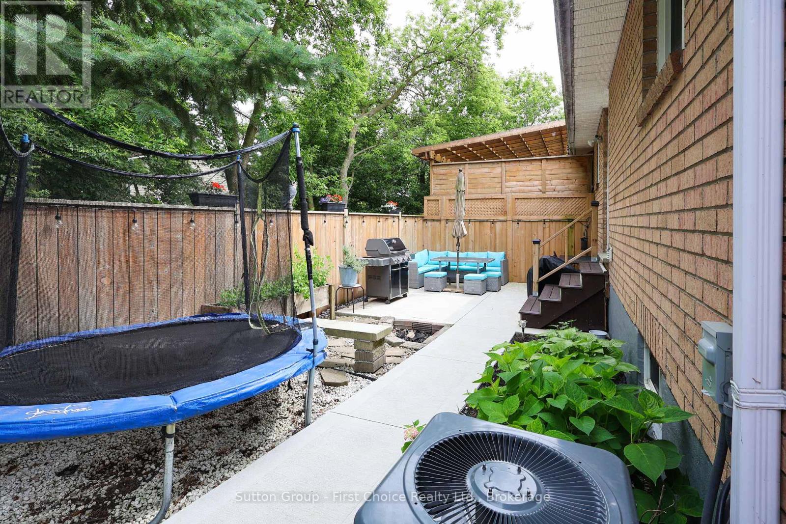 #B 129 MITCHELL COURT E - 33