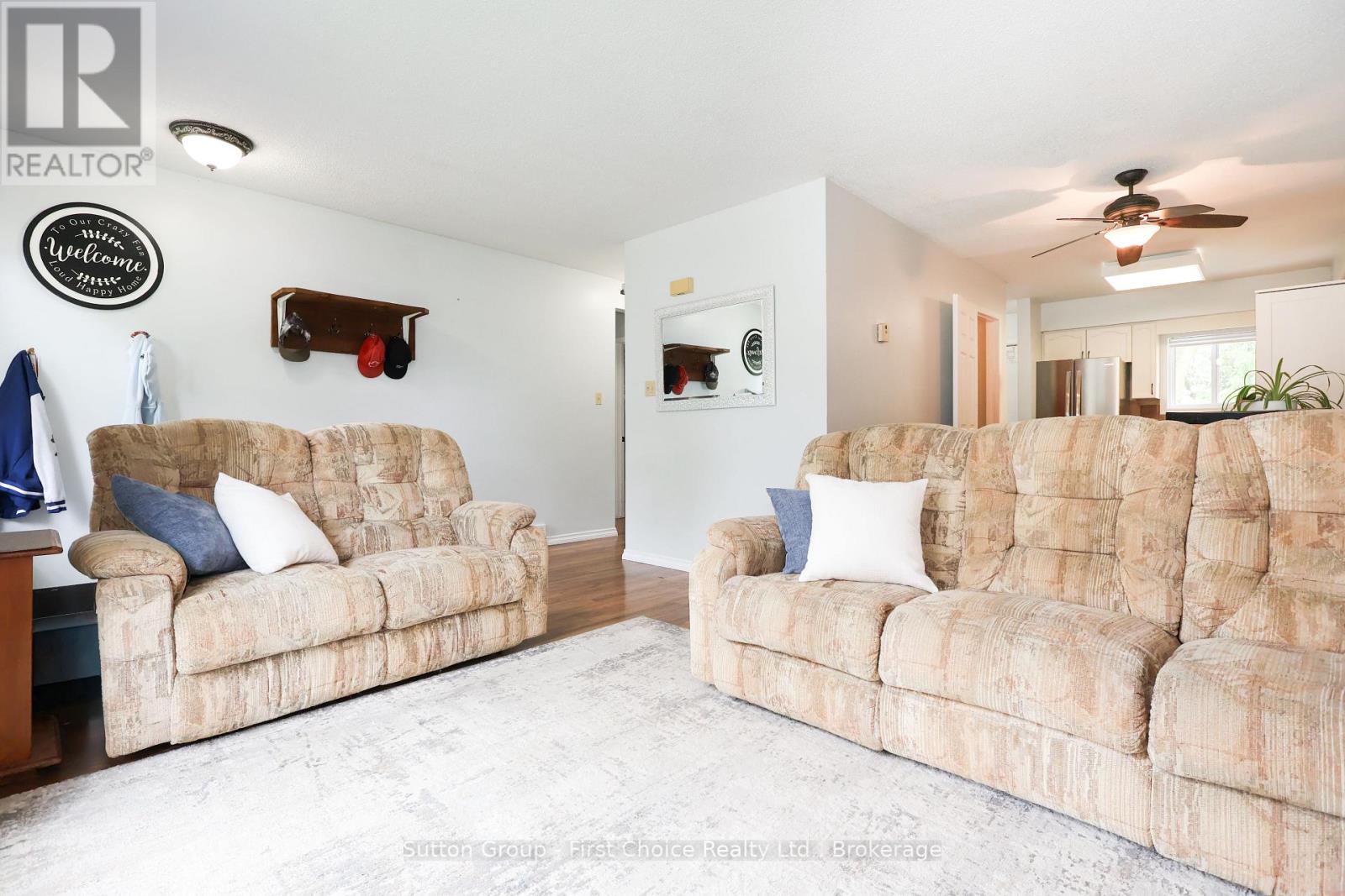 #B 129 MITCHELL COURT E - Image 4