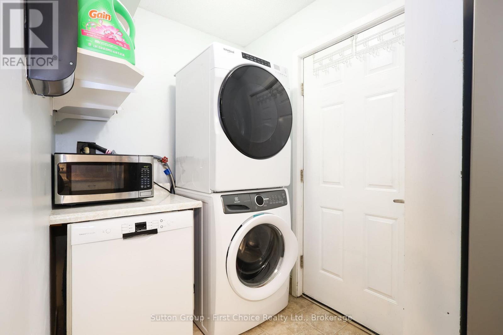#B 129 MITCHELL COURT E - 17