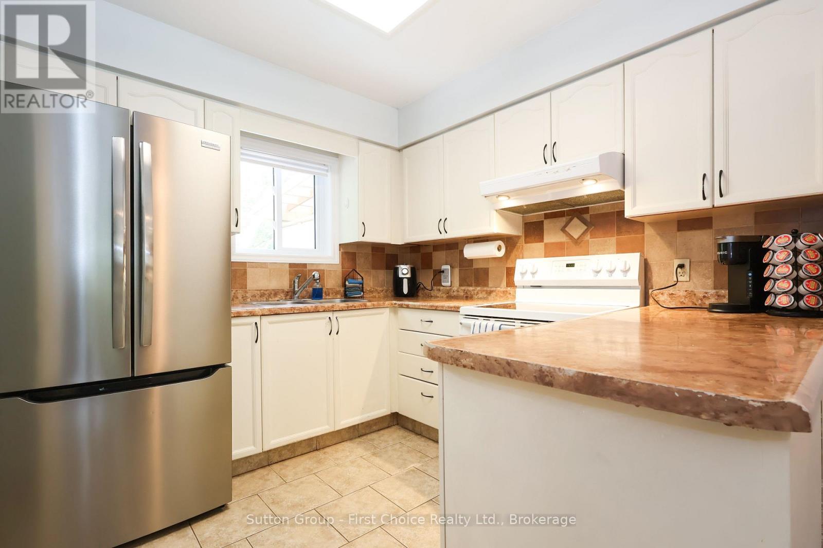 #B 129 MITCHELL COURT E - Image 7