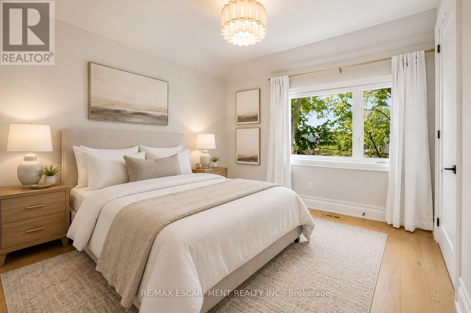 38A MAPLE AVENUE N - 23
