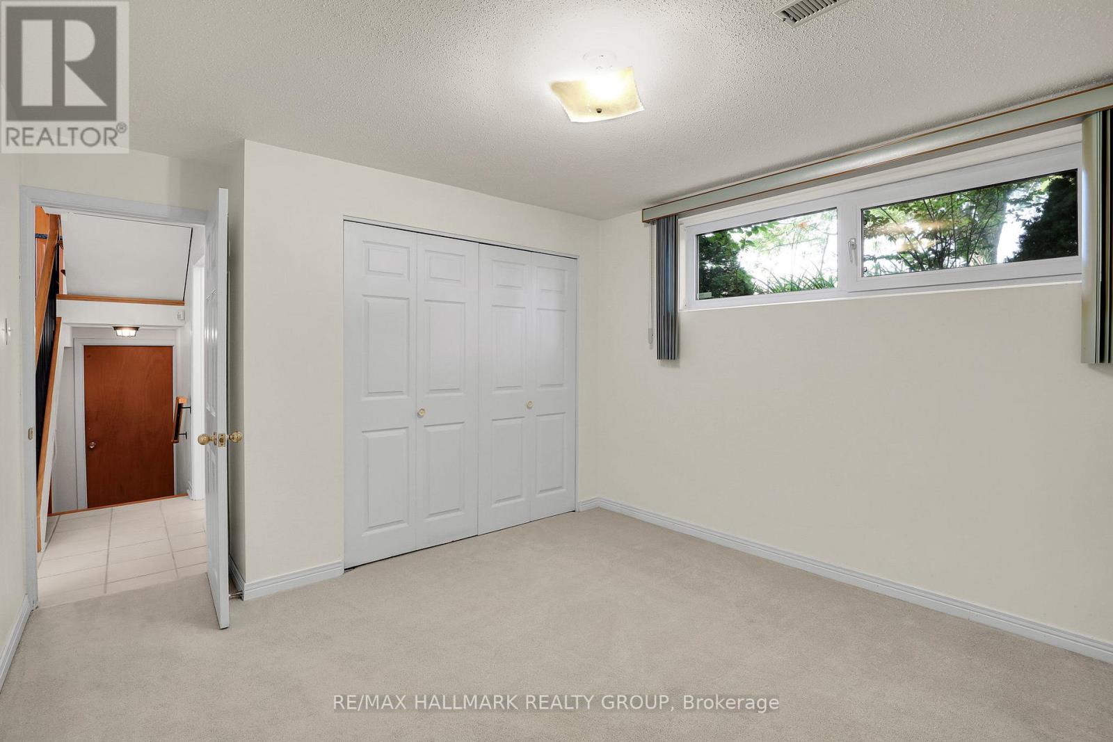 37 LYALL STREET - 25