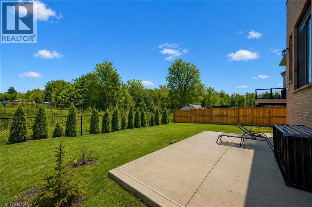 187 AMBROUS Crescent - 31