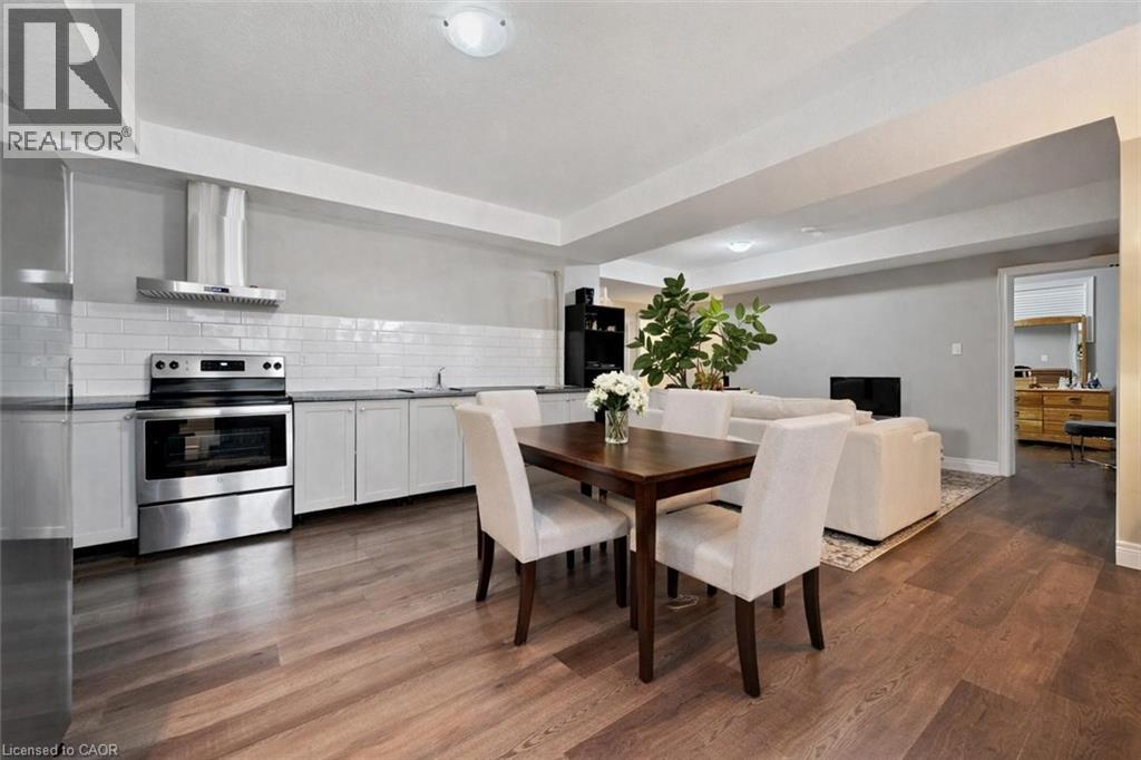 187 AMBROUS Crescent - 33
