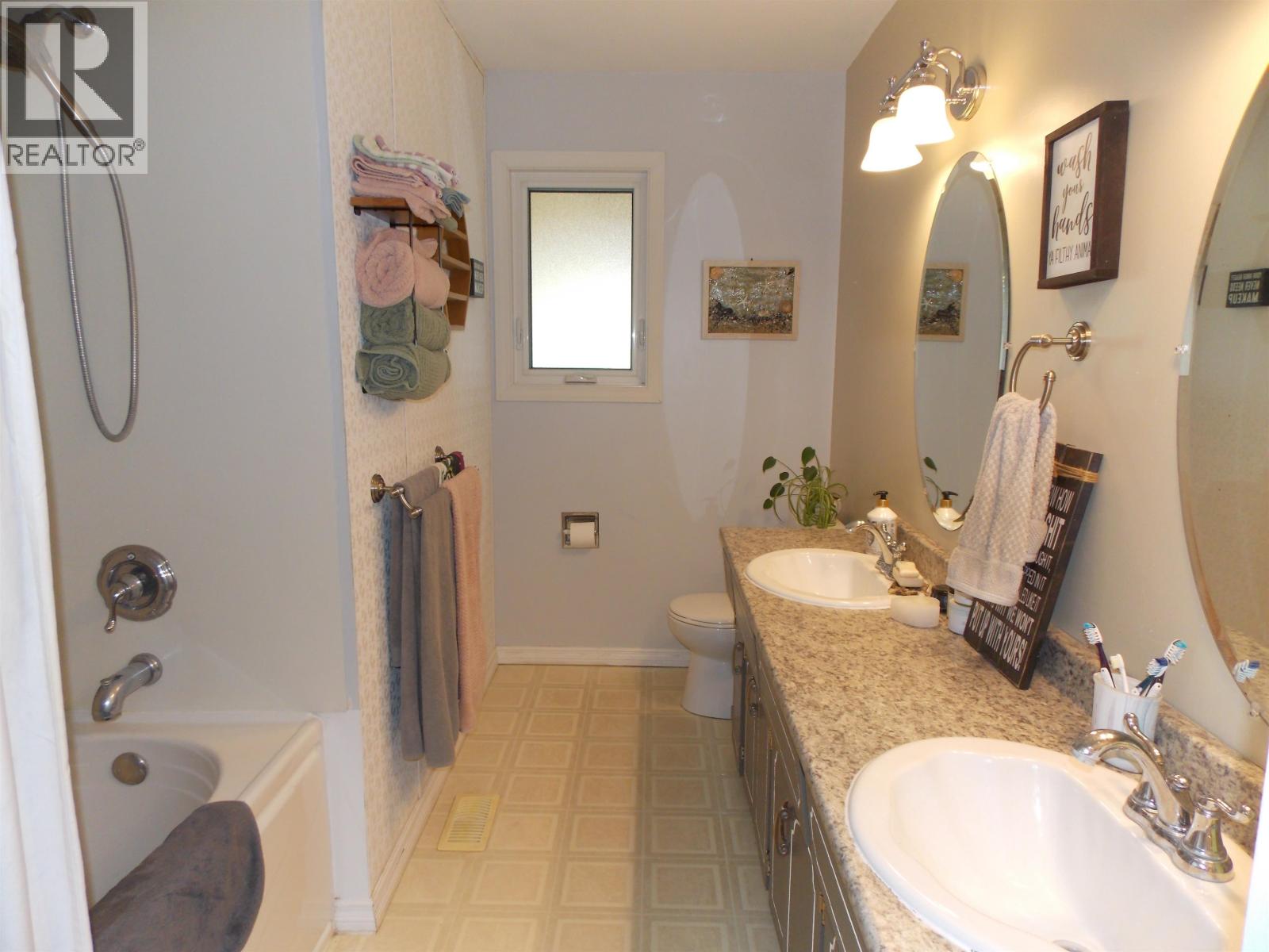 760 SMITH STREET - 14