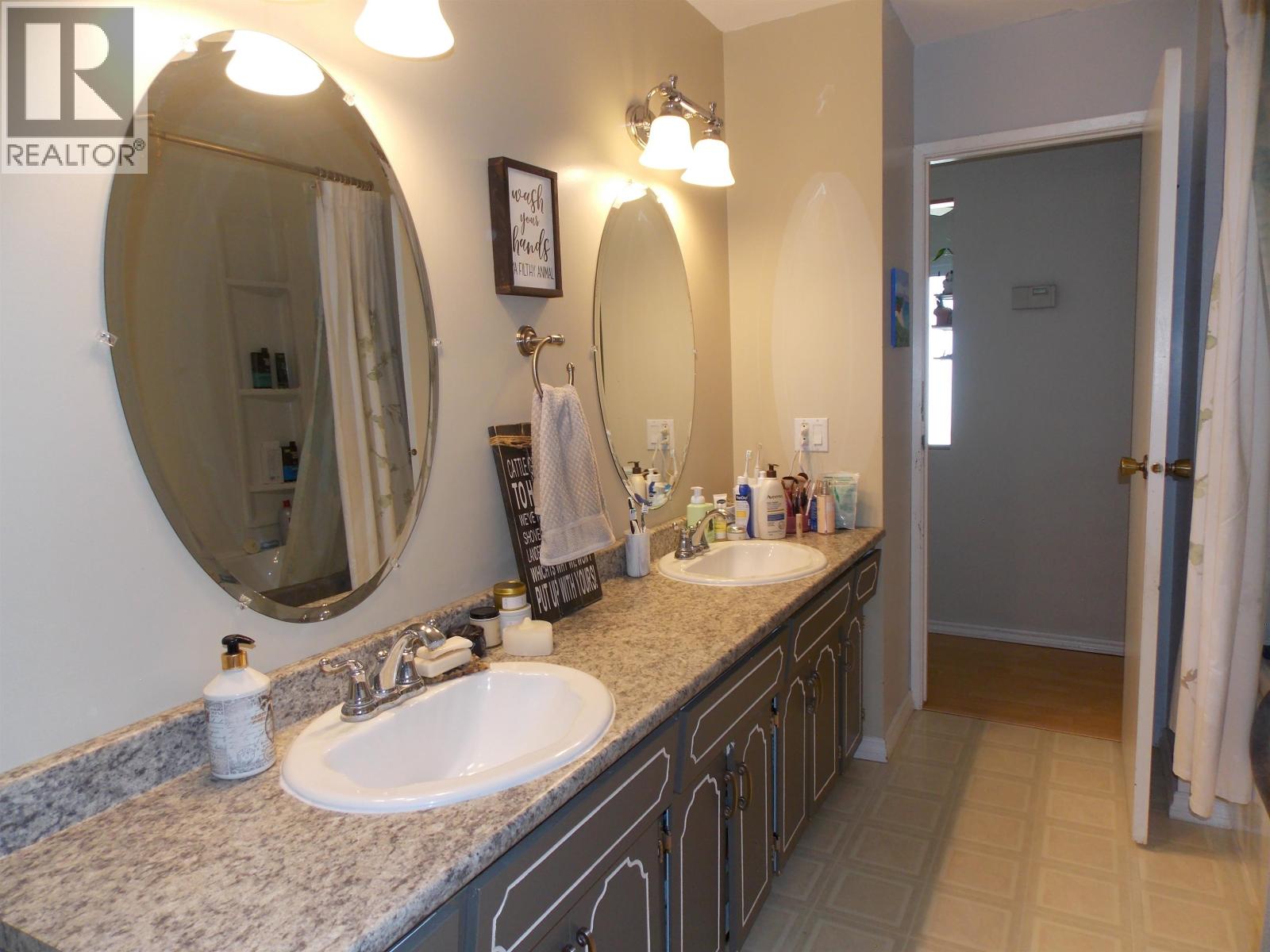 760 SMITH STREET - 15
