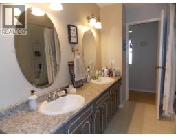 760 Smith Street, Williams Lake, BC V2G4A5 Photo 15