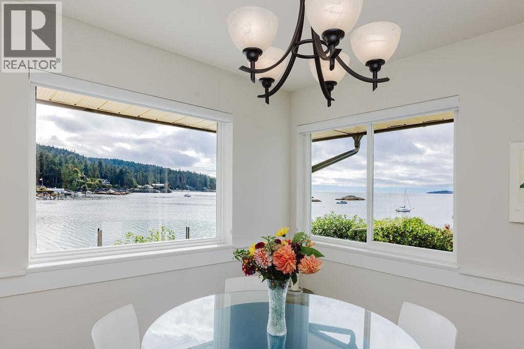 5620 MINTIE ROAD, Halfmoon Bay