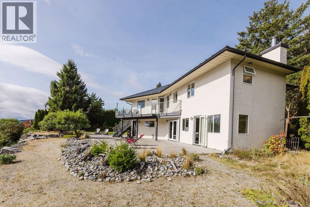 5620 MINTIE ROAD, Halfmoon Bay