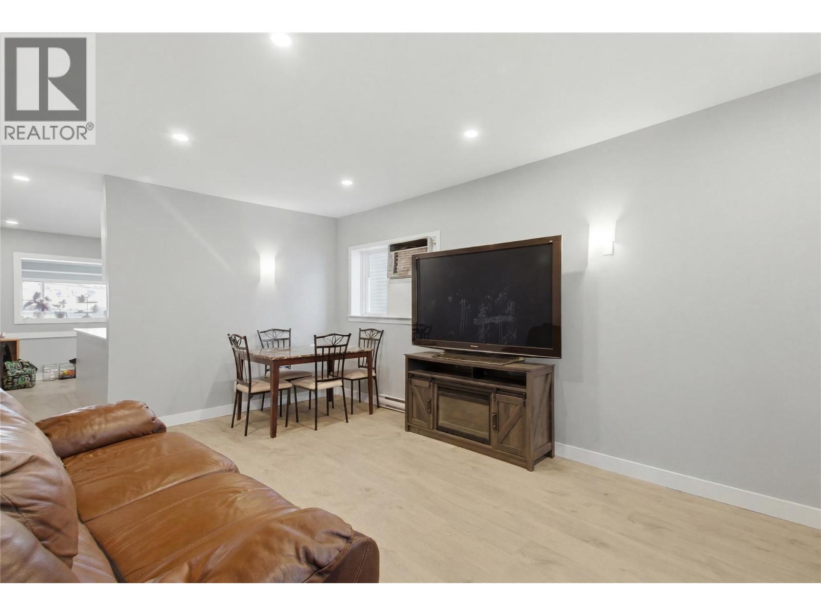 6507 Savona Access Road - 22