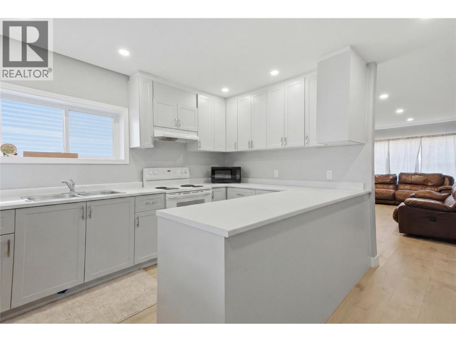 6507 Savona Access Road - 21
