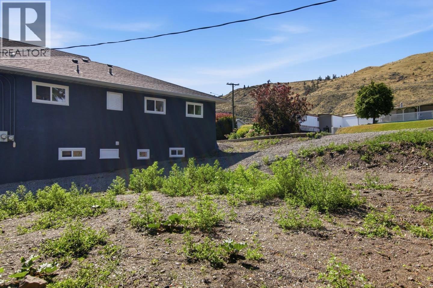 6507 Savona Access Road - 11