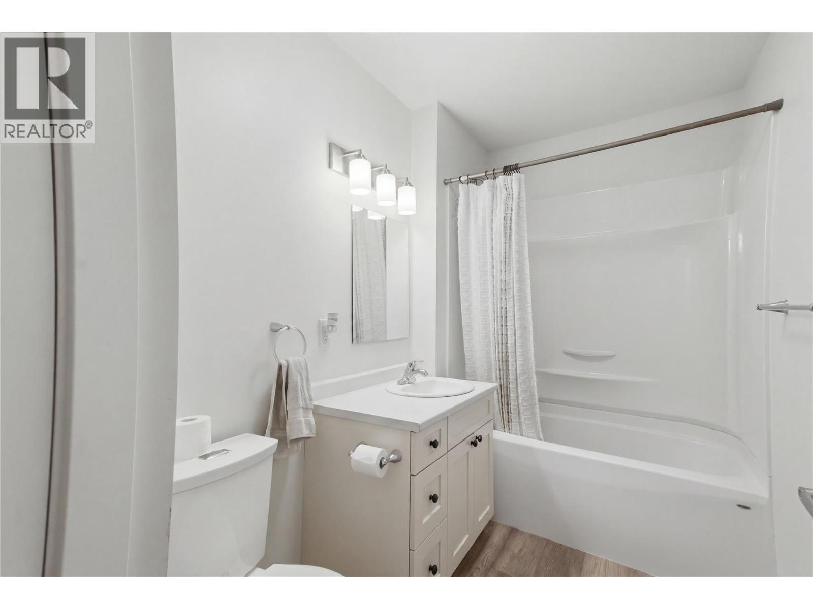 6507 Savona Access Road - 24