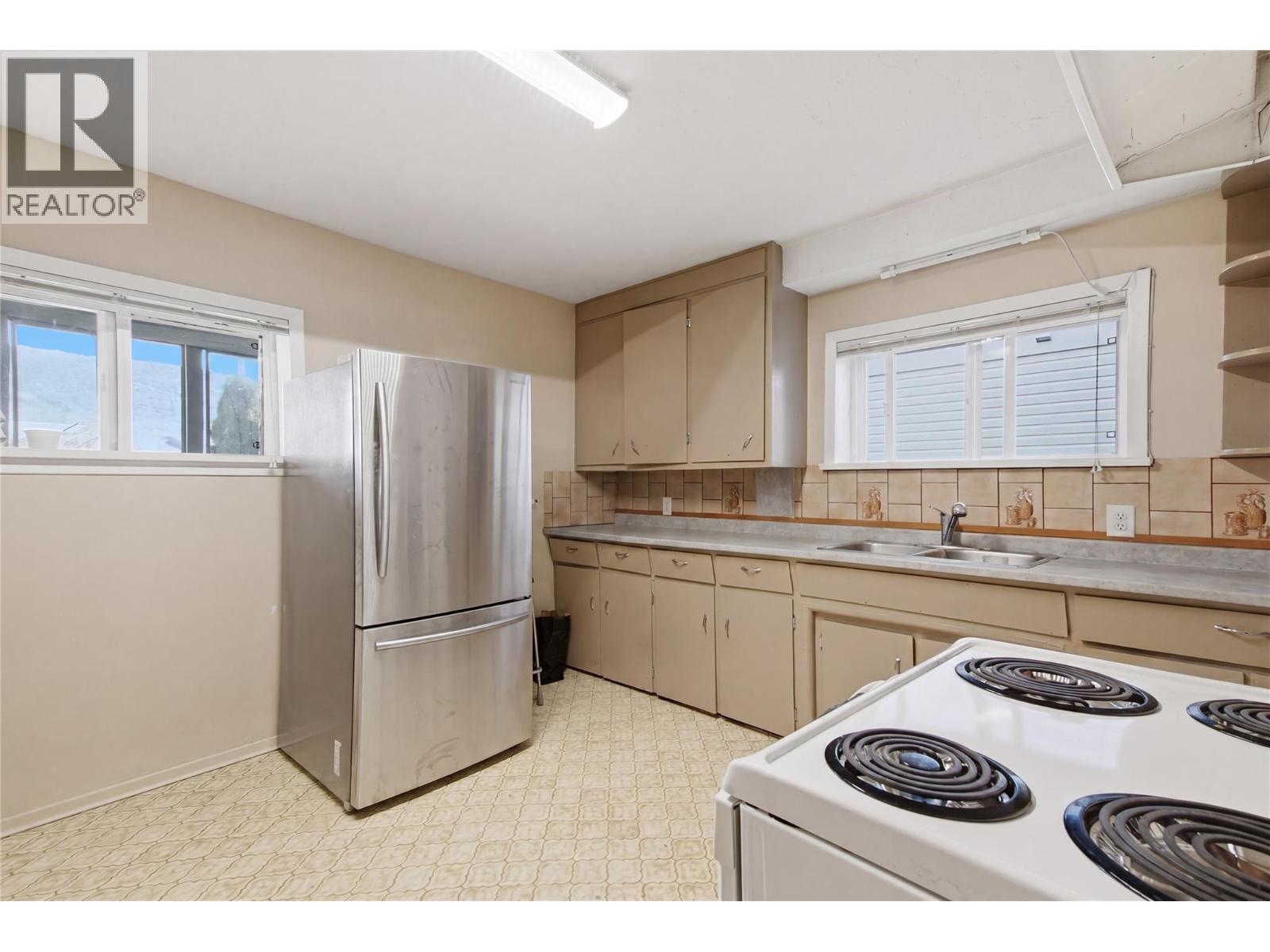 6507 Savona Access Road - 28