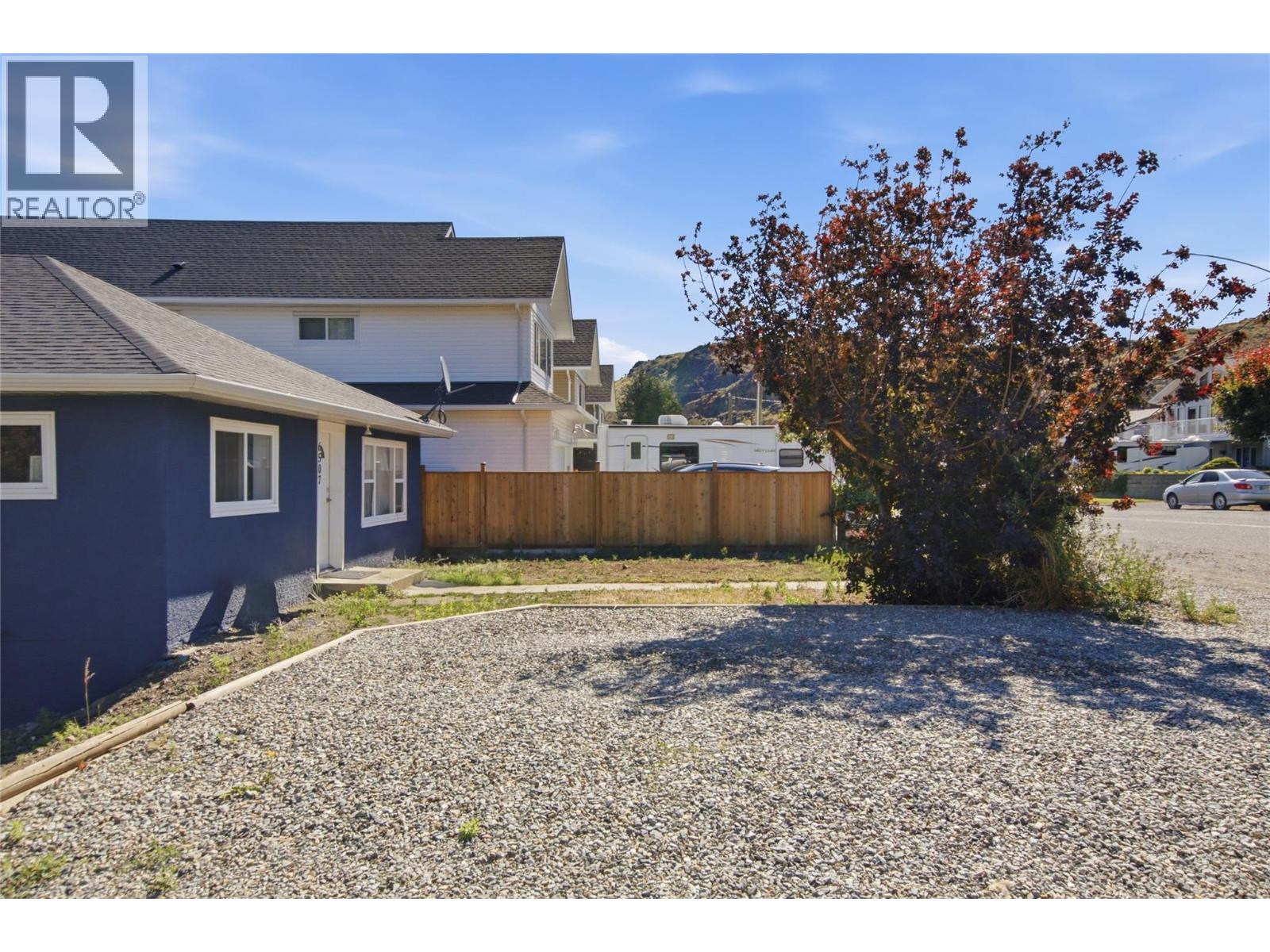 6507 Savona Access Road - 7