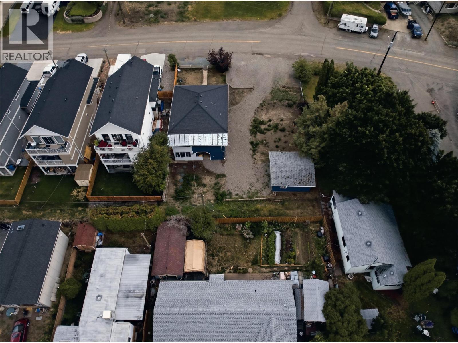 6507 Savona Access Road - 16