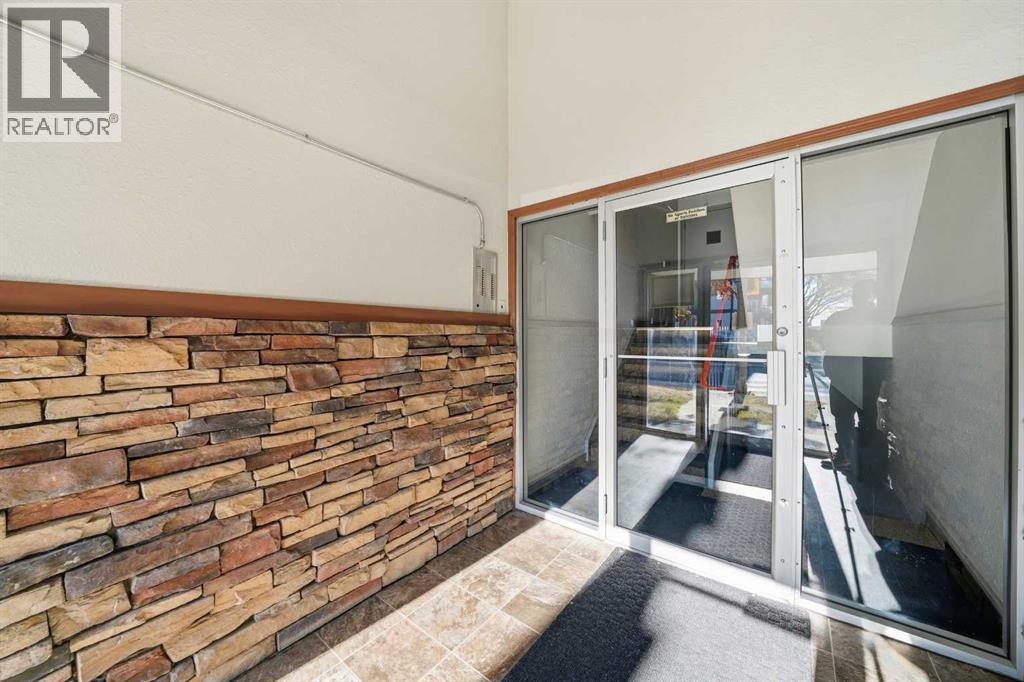 4746 55 Street - 3