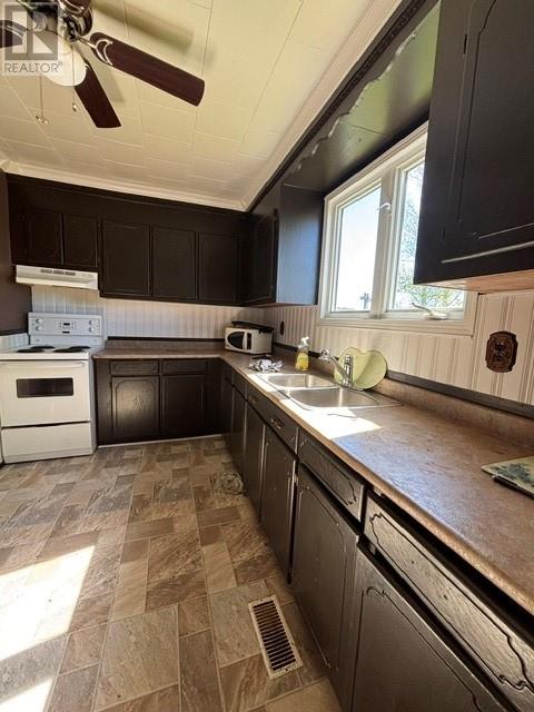 292 Main Street - 6