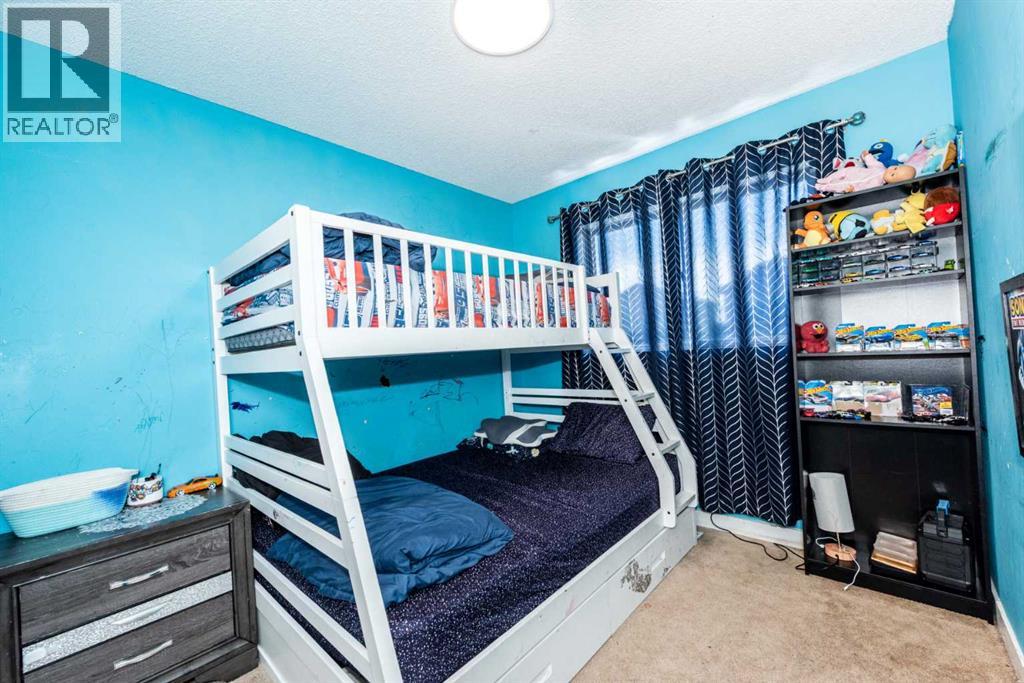 45 Martin Crossing Crescent NE - 13
