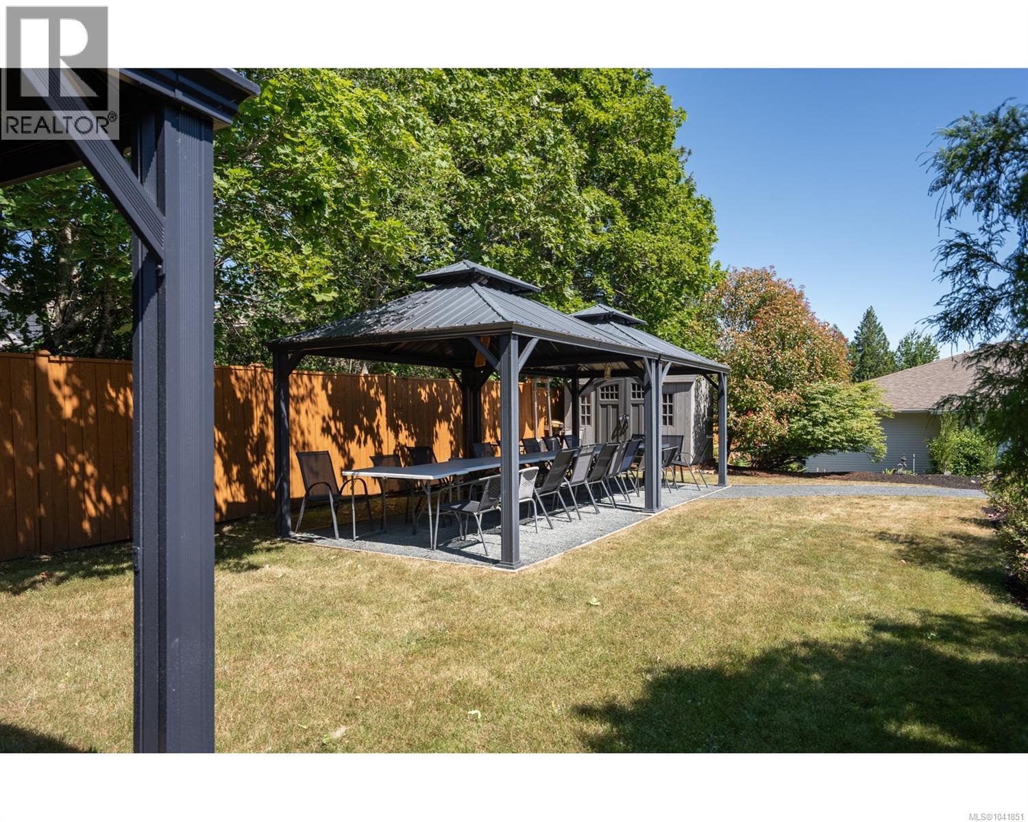 #20 450 Bay Ave - 26