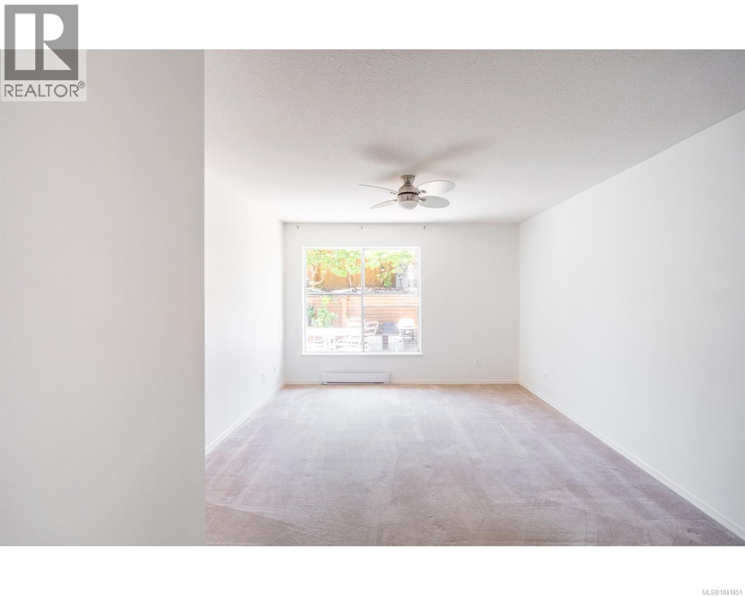 #20 450 Bay Ave - 18