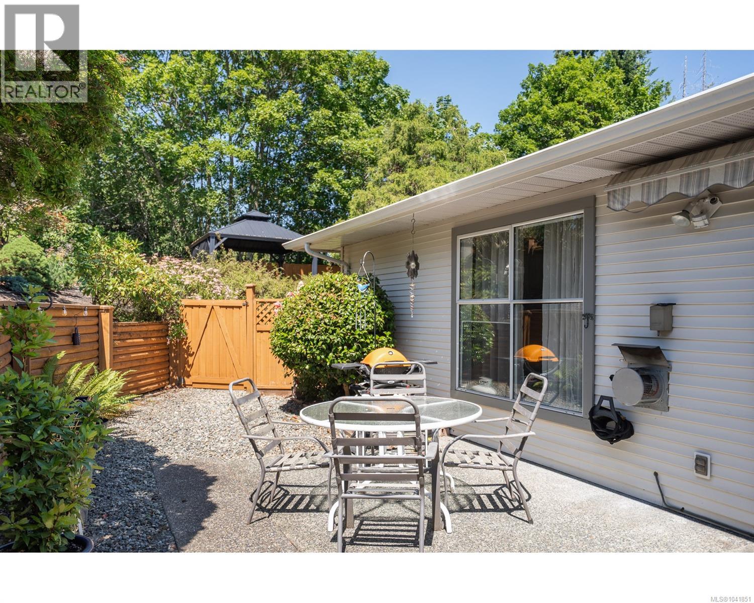 #20 450 Bay Ave - 28