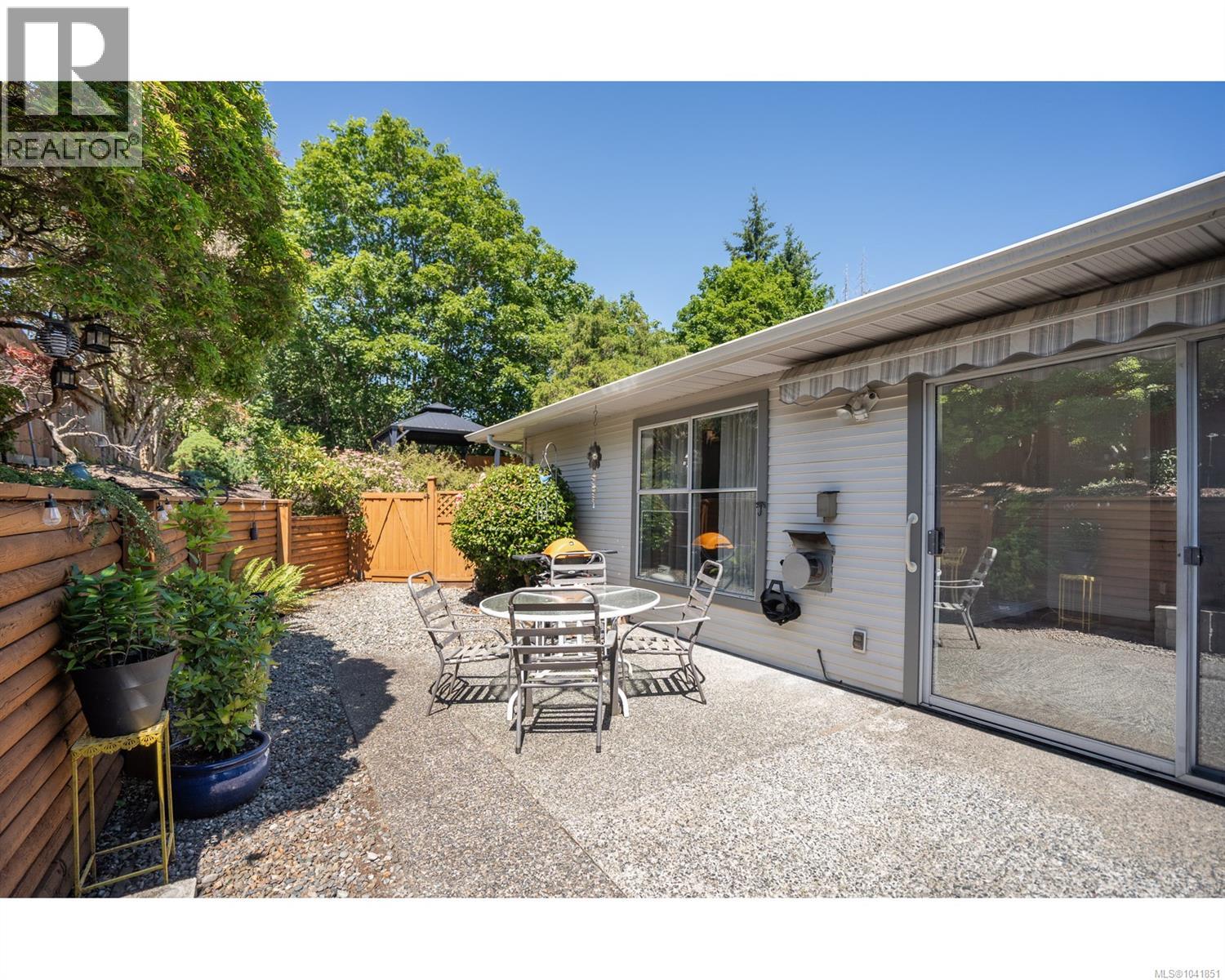 #20 450 Bay Ave - 6