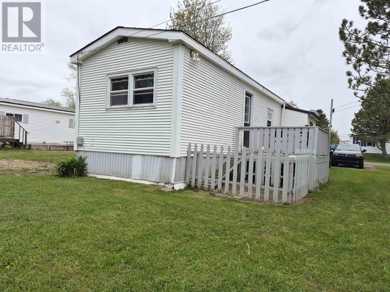 10 Bayview Drive - 2