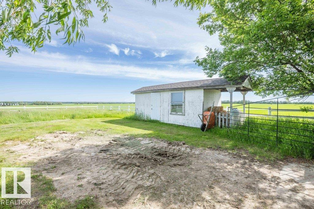 26530 Twp Rd 590 - 12