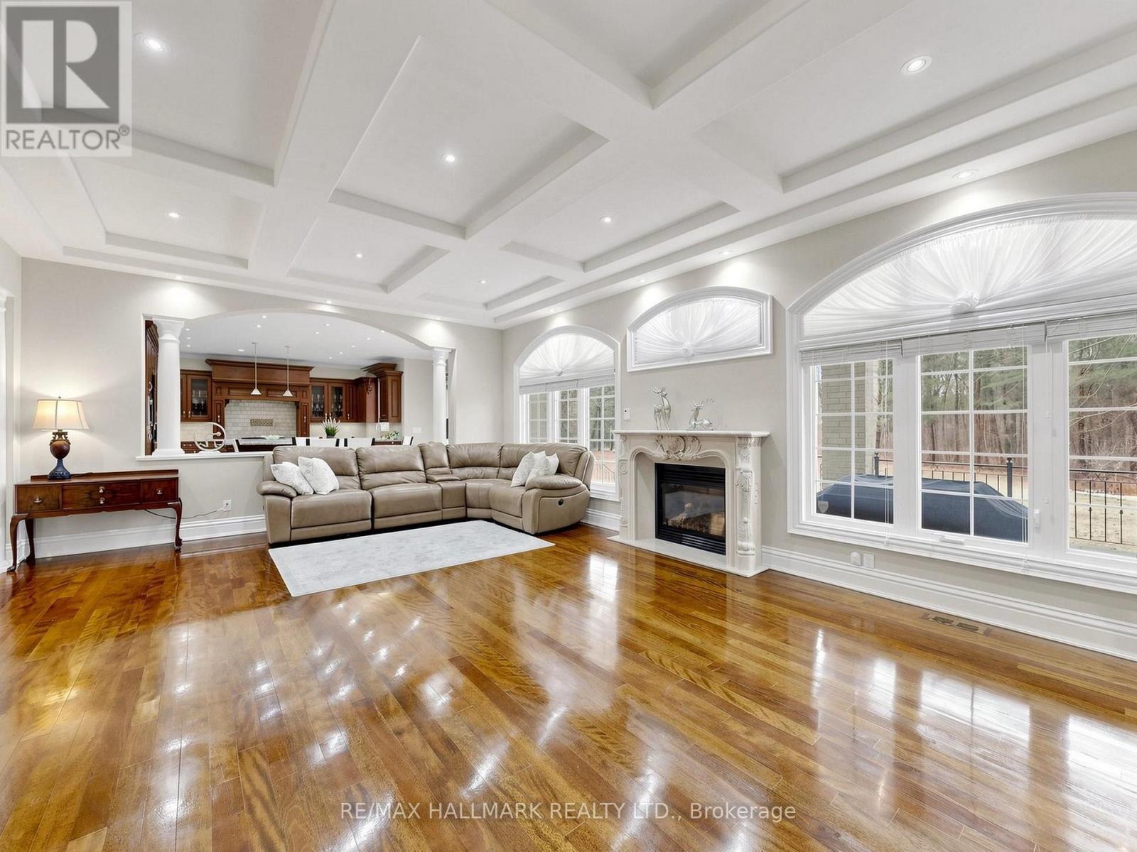 11 CRANBORNE CHASE - Image 13