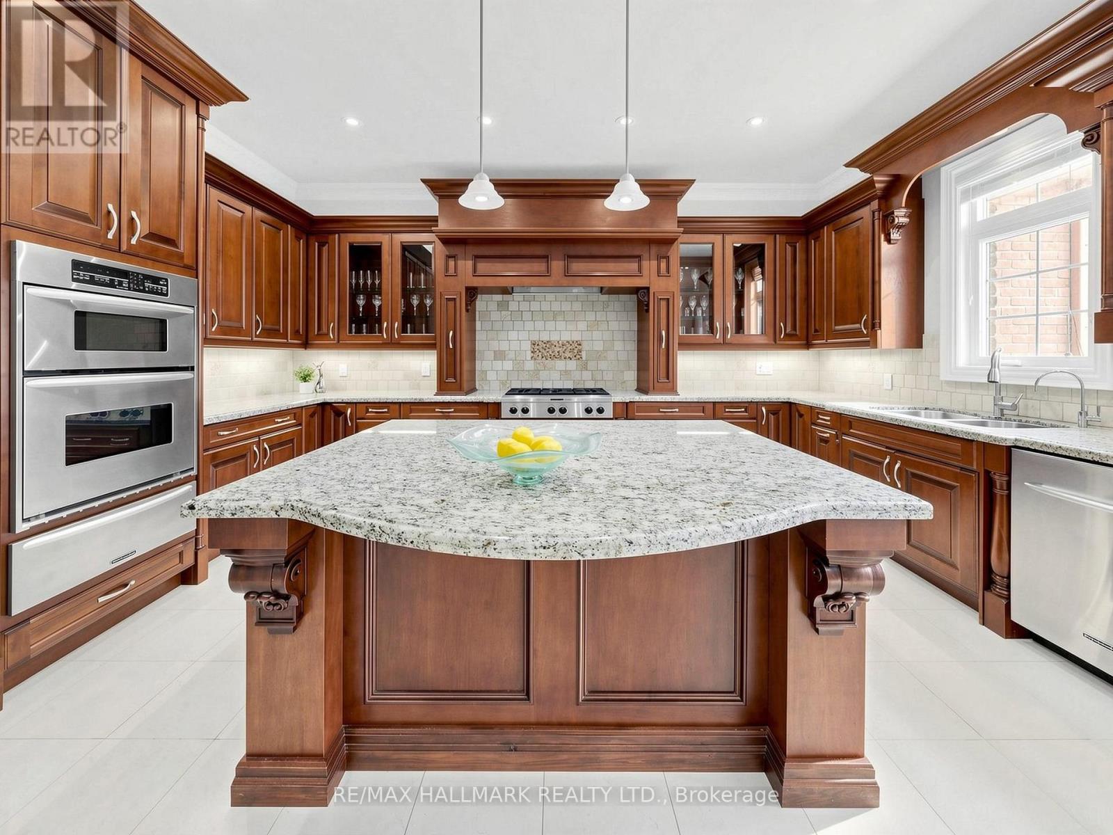 11 CRANBORNE CHASE - Image 10