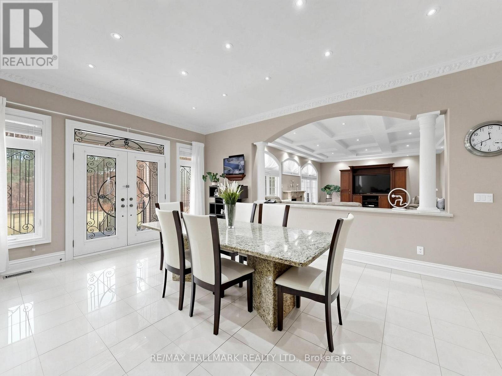 11 CRANBORNE CHASE - Image 12