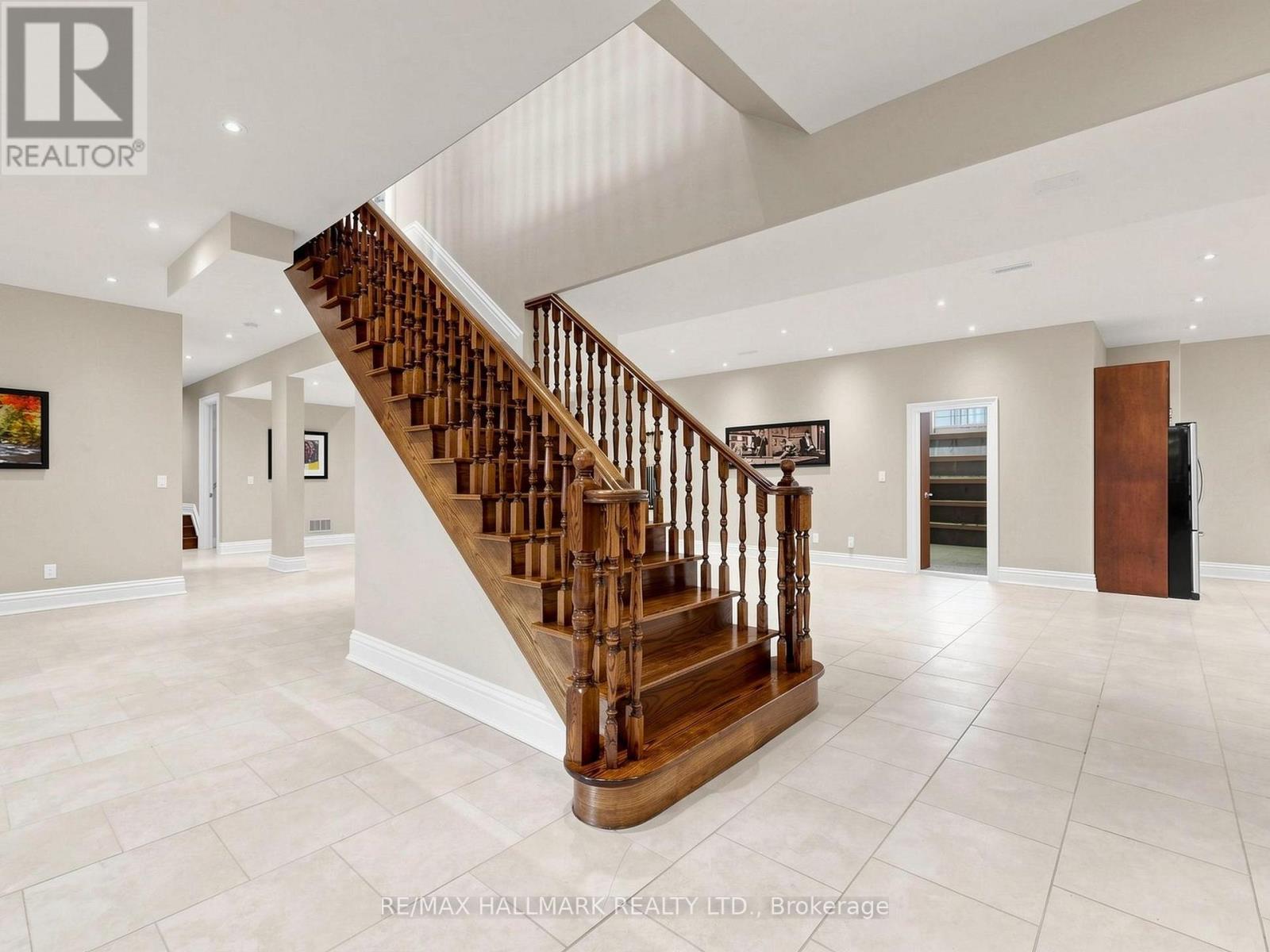11 CRANBORNE CHASE - Image 28